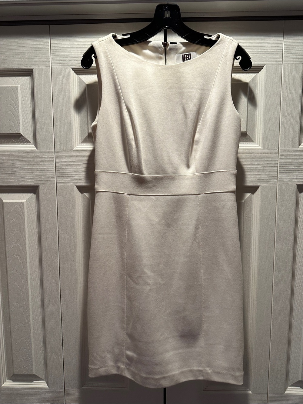 Laundry by Design Women’s Size 6 White Sleeveless Sheath Dress